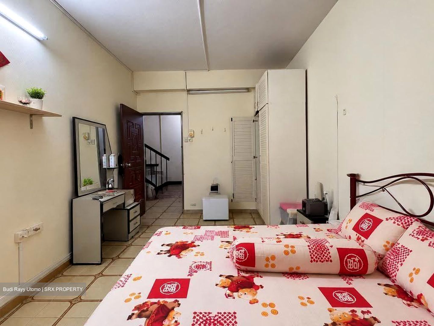 Onan Road (D15), Terrace #630421101